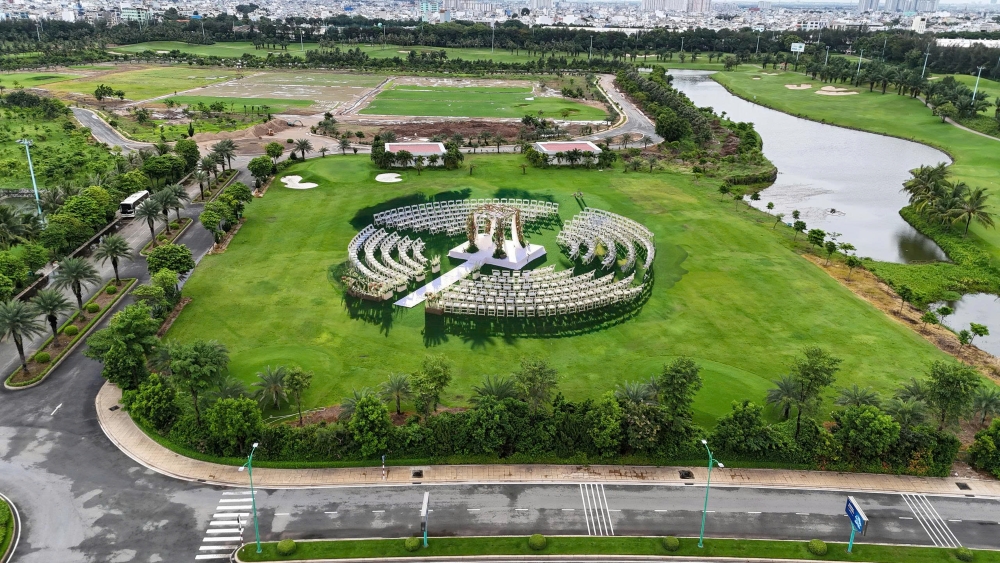 tổ chức tiệc ngoài trời