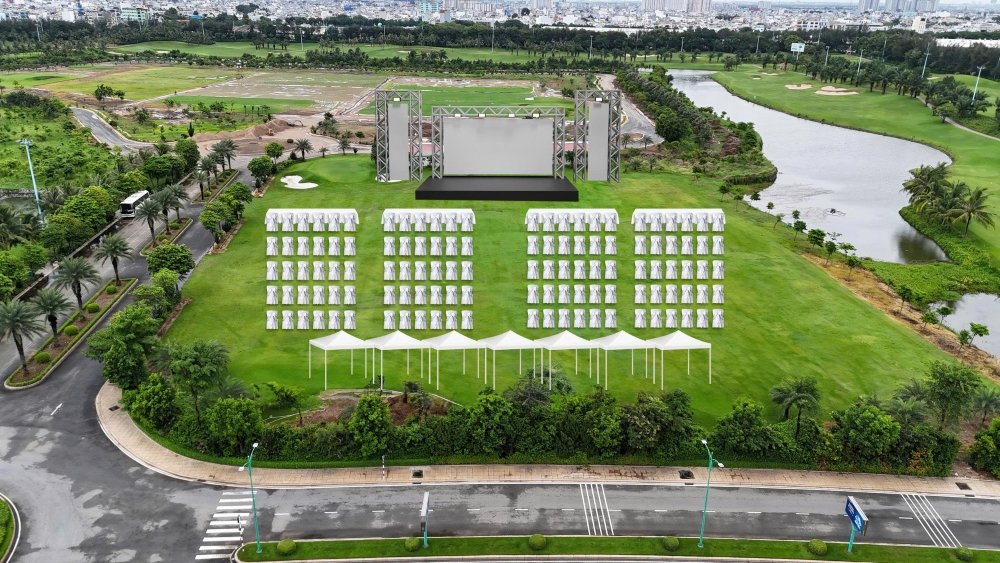 to chuc tiec ngoai troi