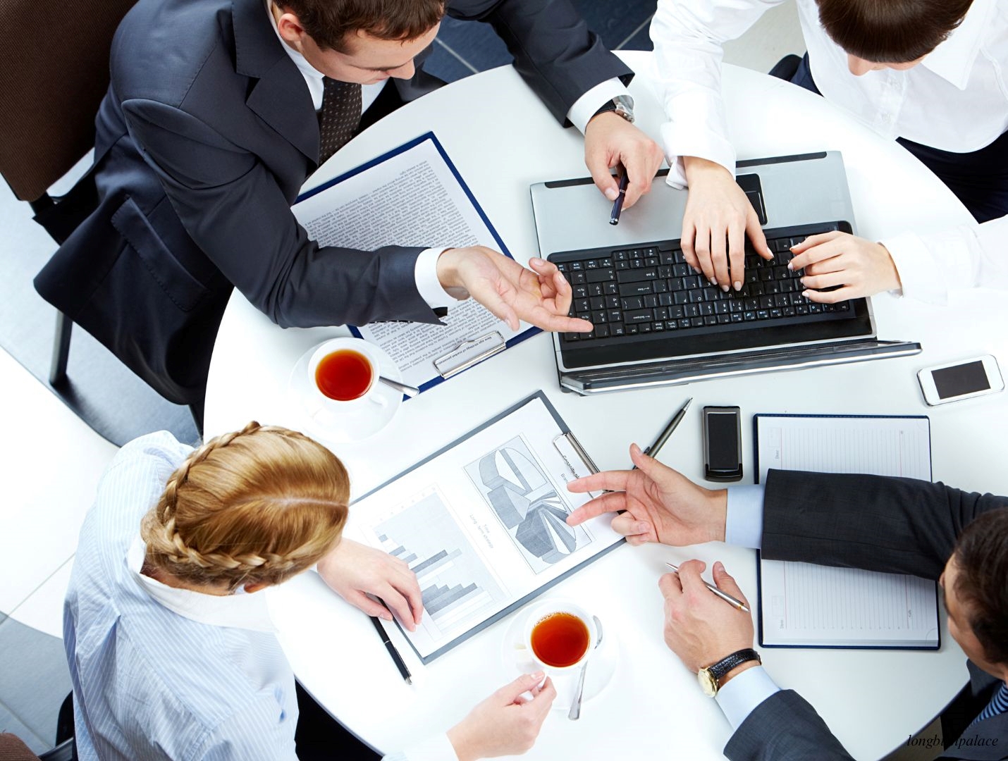 su kien ngoai troi 1